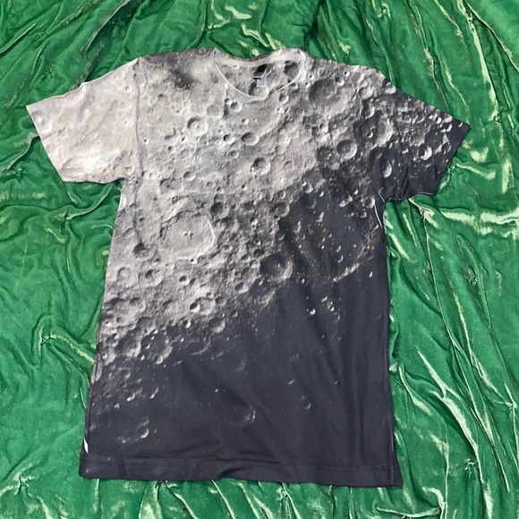 NWOT Moon Tee - Picture 1 of 2